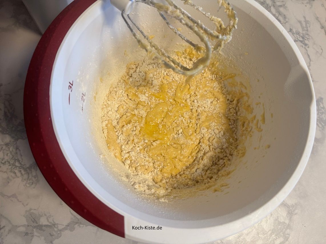 verrühre die Zutaten kurz an