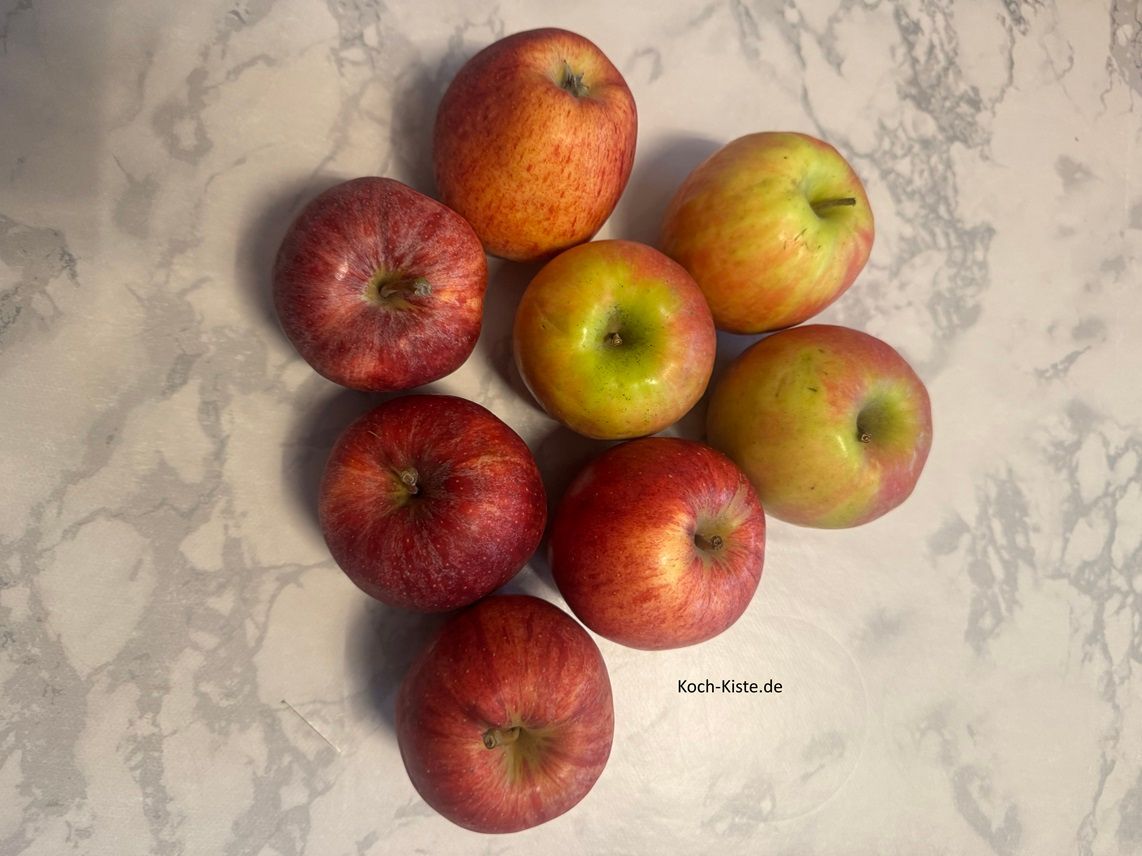 nehme Dir 8 Äpfel