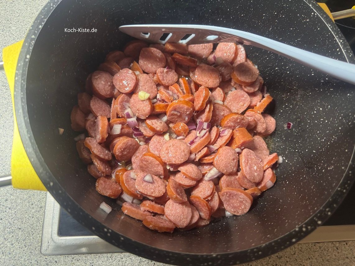 und werden ca. 3 Minuten mit angebraten