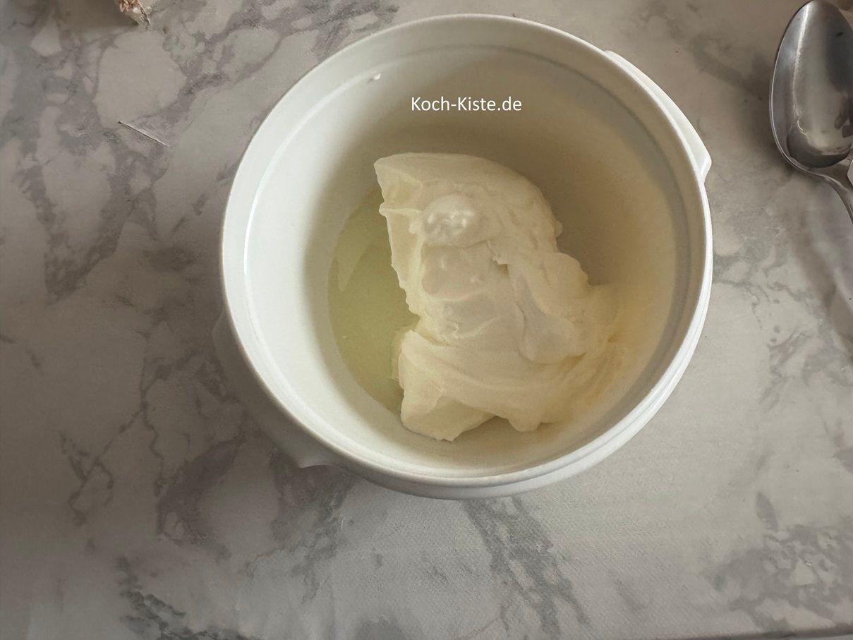 dann kommen 5 Esslöffel Pfirsichsaft