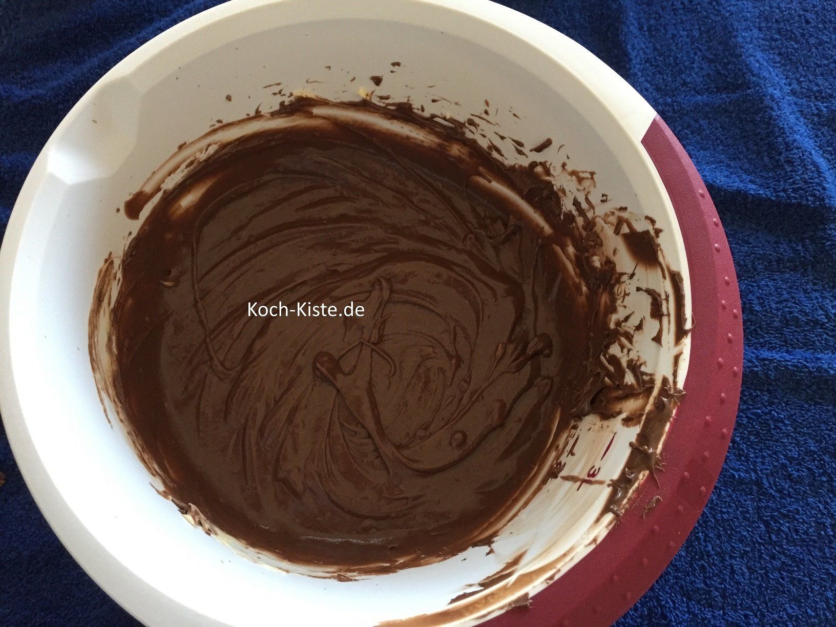 Nutella und Pudding dazu geben und unterrühren