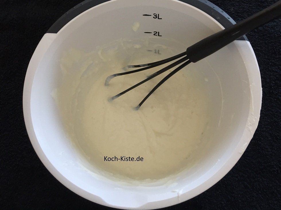 kippe den Topfinhalt in die Rührschüssel