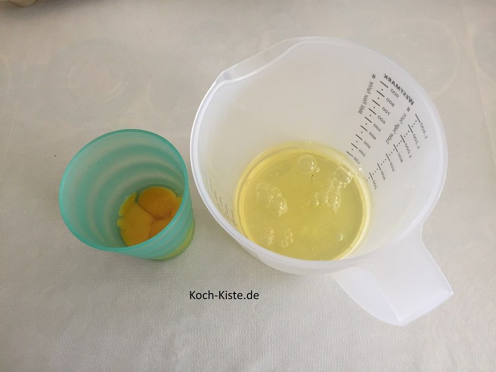 beginne damit die 5 Eier zu trennen