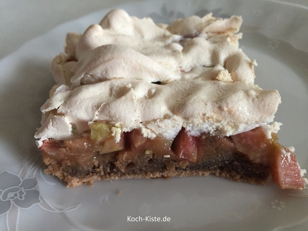 Rhabarber Baiser Blech Kuchen