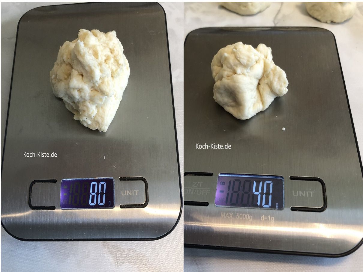 Entscheidung wie groß deine Käsebrötchen werden sollen . Ich habe 40 Gramm und 80 Gramm Teig abgewogen zum Vergleich.