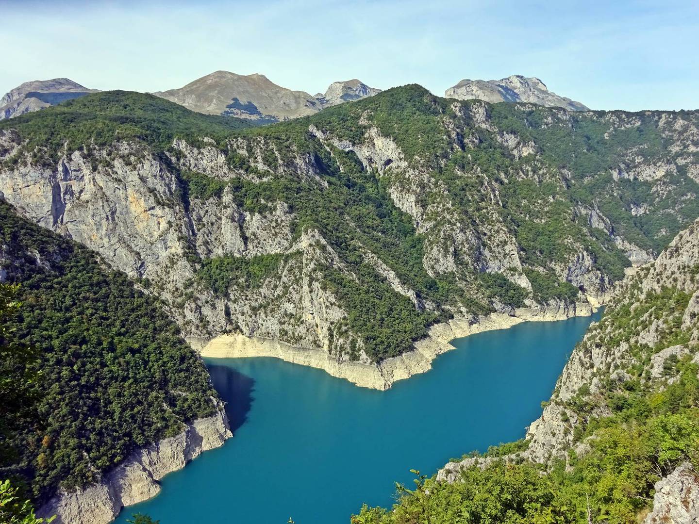 Montenegro Reiseführer und Touren, Piva-Stausee