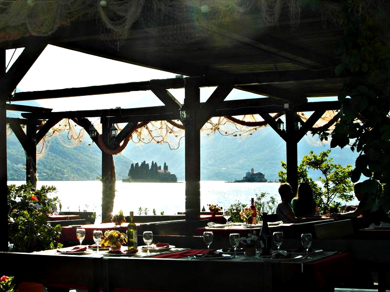 Montenegro Reiseführer und Touren, Bucht von Kotor