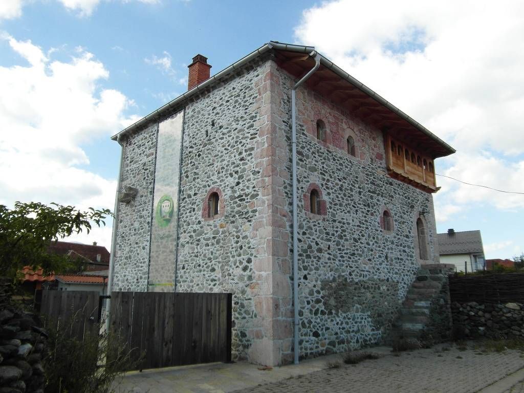 Kullas - albanische Wehrhäuser