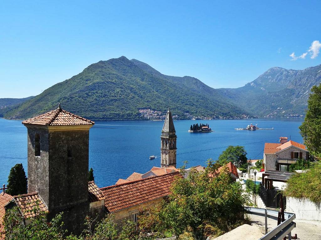 Montenegro Reiseführer und Touren, Perast