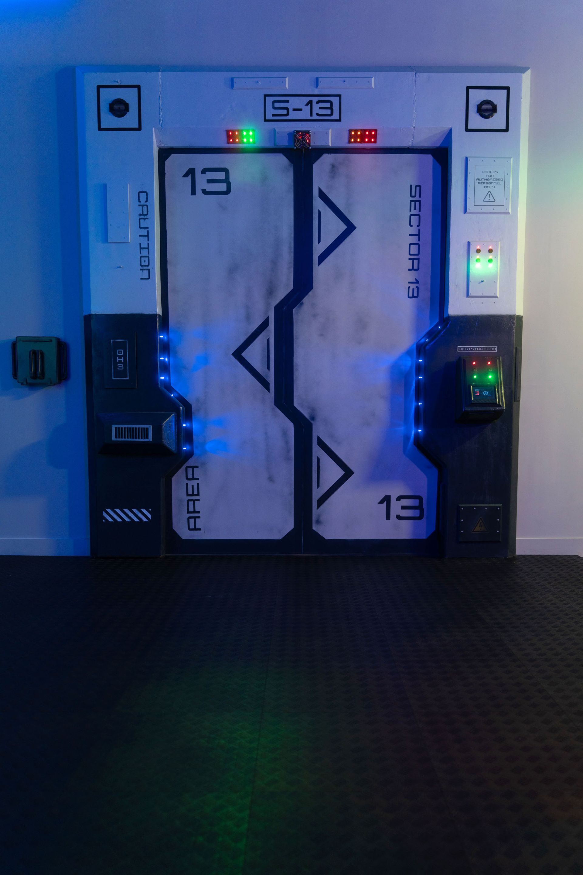 Mietstudio STUDIO 2 Space Ship in Tor