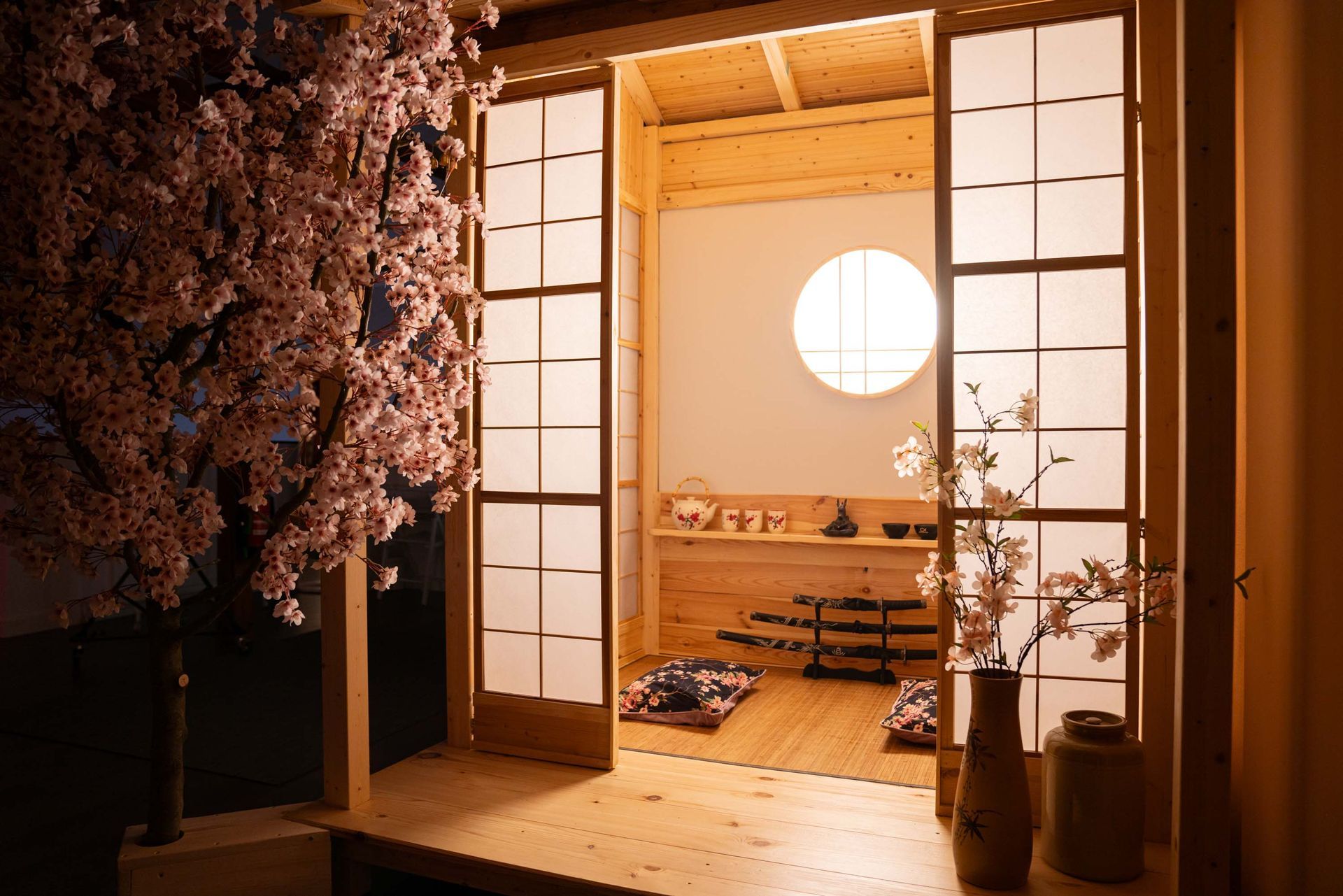 OH3-Studios Mietstudio Fotostudio Studio 3 Asia Set Tee Haus