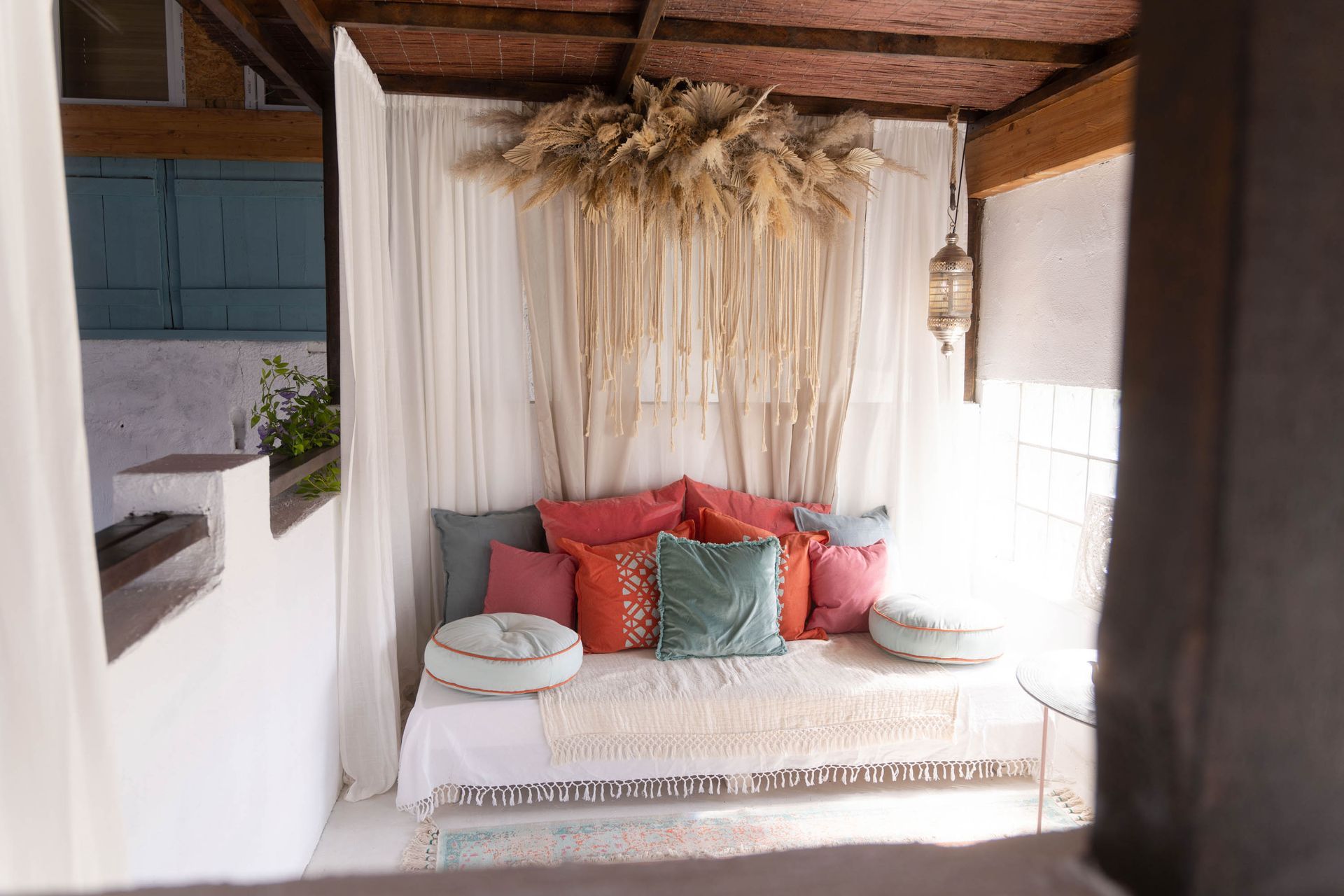 Mietstudio STUDIO 4 - Mediterranes Holiday Resort - orientalische Sitzecke mit Fenster