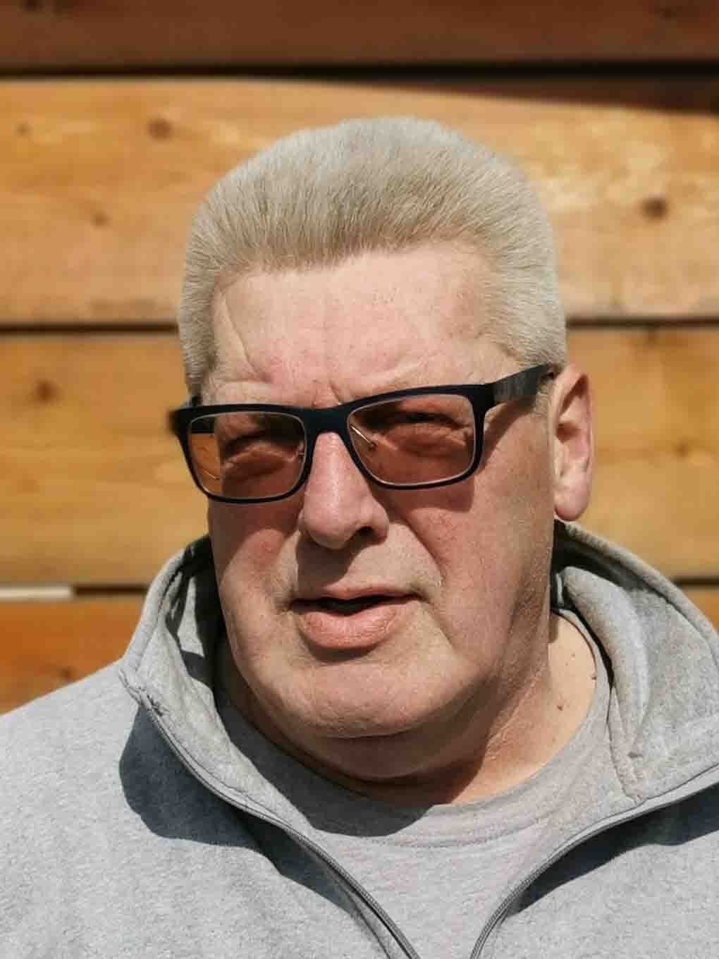 Albert Bobsin
– Trockenbaumonteur bei Forum Trockenbau