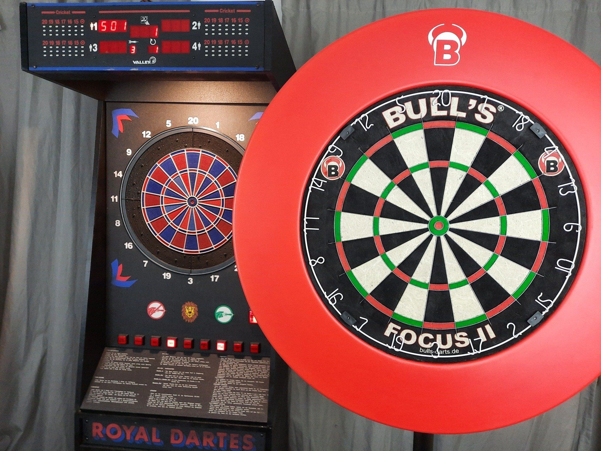 Steeldart oder Softdart bei Ruhrpottdarts gibt es die richtige Auswahl und Beratung