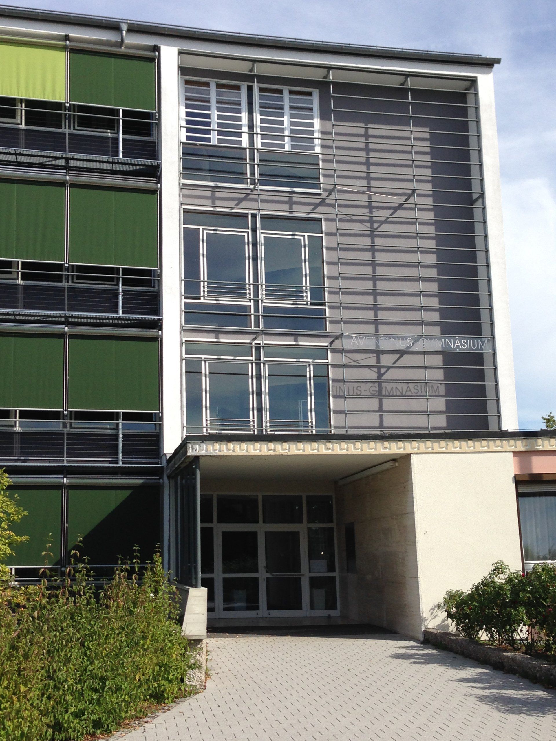 Entrance to Aventinus Gymansium in the Neustadt