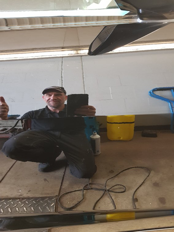 Fahrzeugaufbereitung Lackpflege Maschinenpolitur