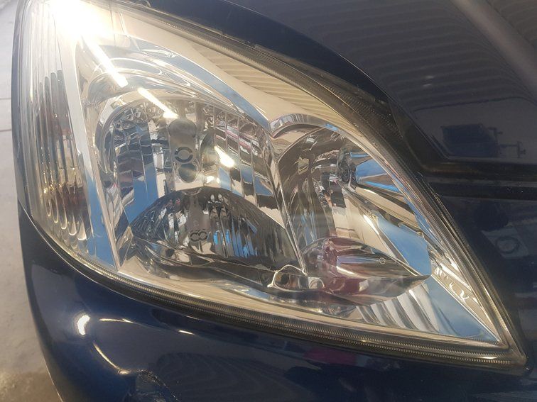 Scheinwerferaufbereitung