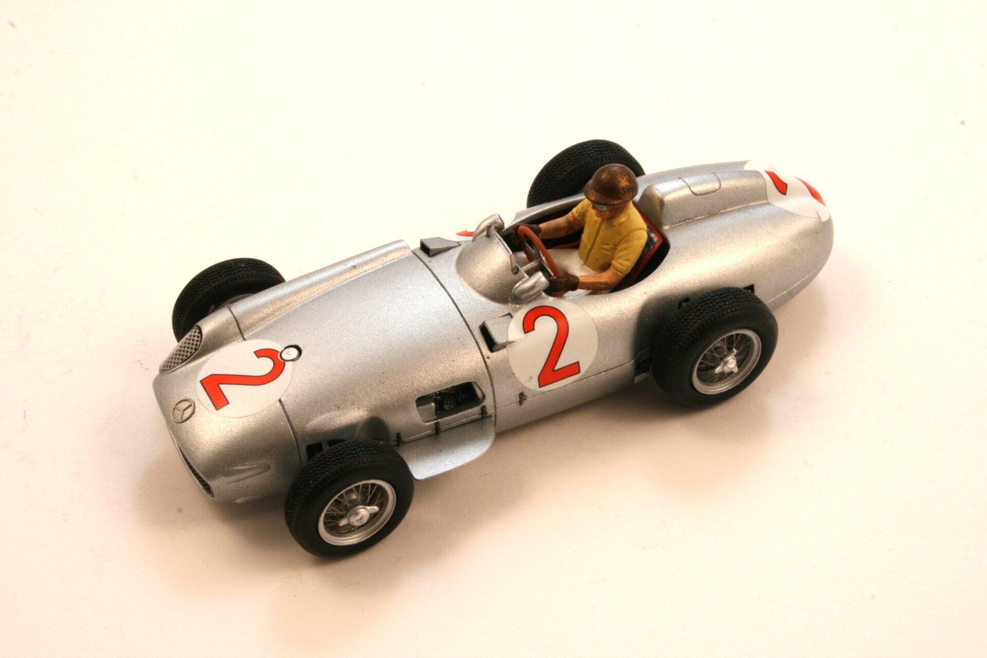1955 Fangio Mercedes W196 Monza, 1º Spark