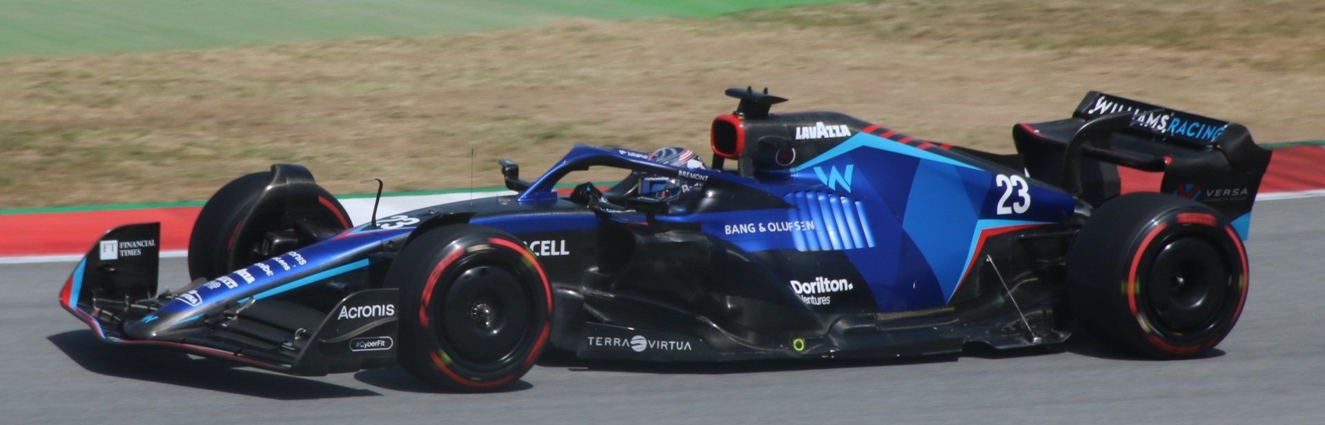 Albon Williams FW44 Mercedes