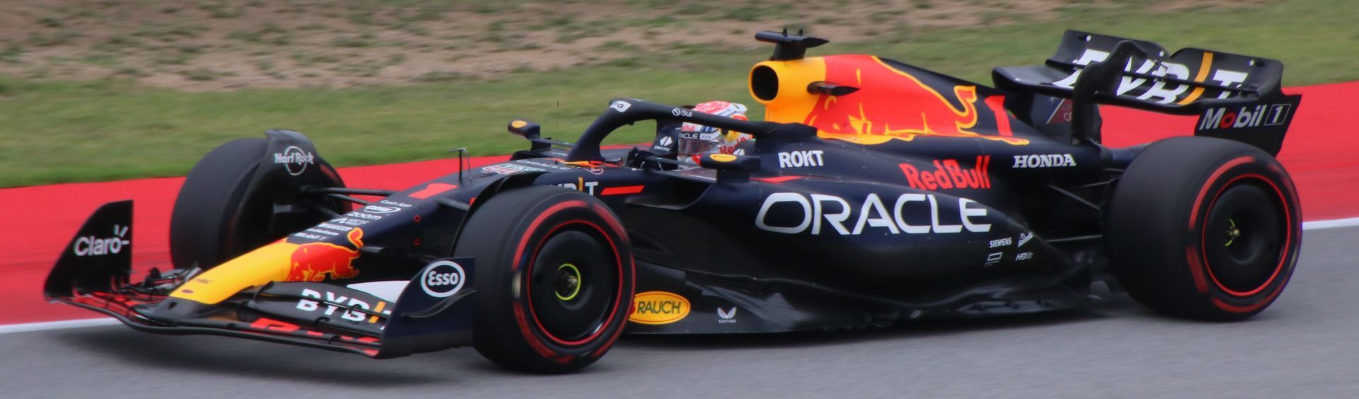 Verstappen Red Bull RB19 RBPT