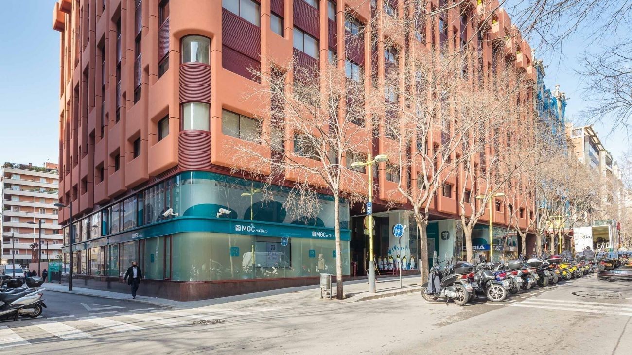 OFICINA EN ALQUILER EN CALLE TUSET