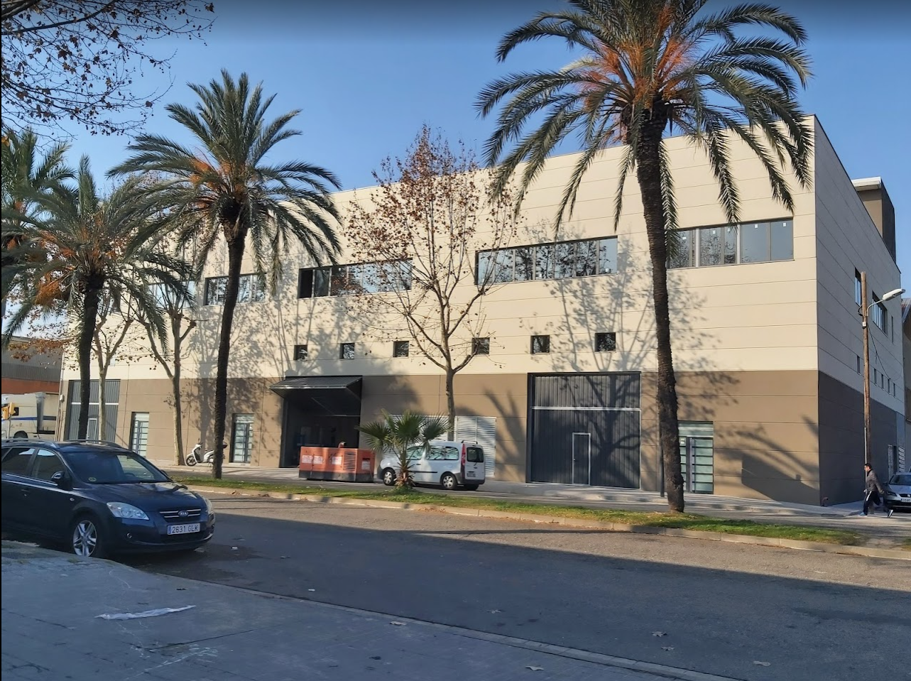 NAVE EN ALQUILER EN SANT ADRIÀ DEL BESÒS