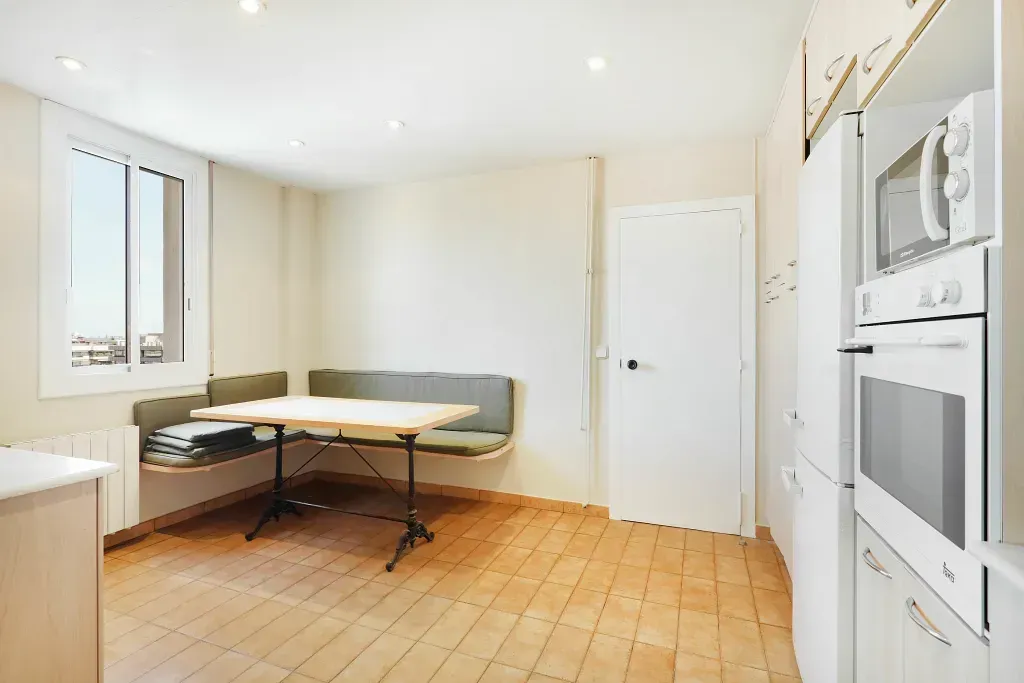 PISO EN ALQUILER MANUEL GIRONA