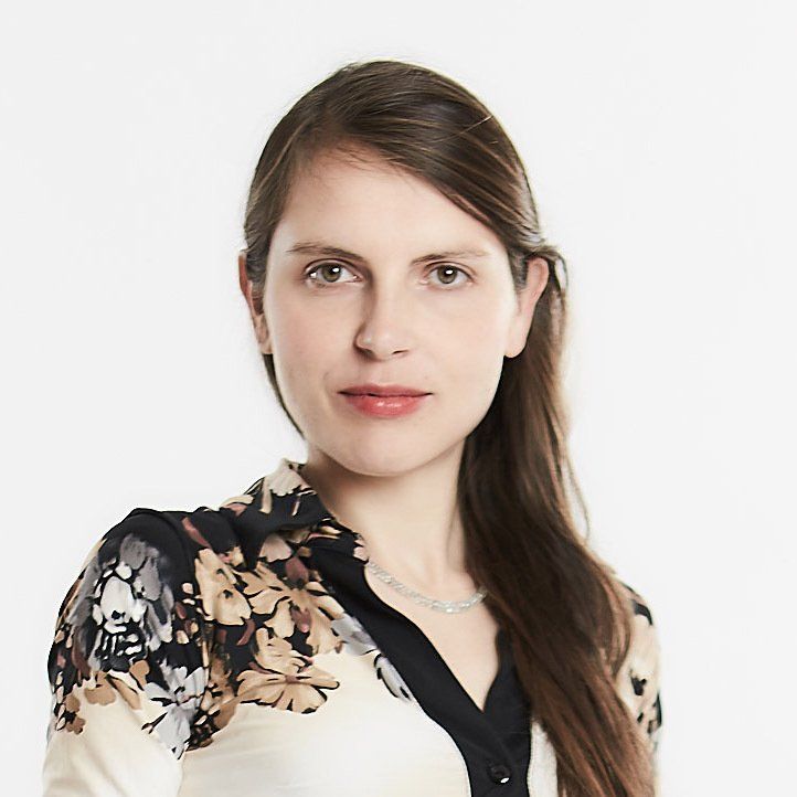 Masseurin Mila im Tarisha Larimar