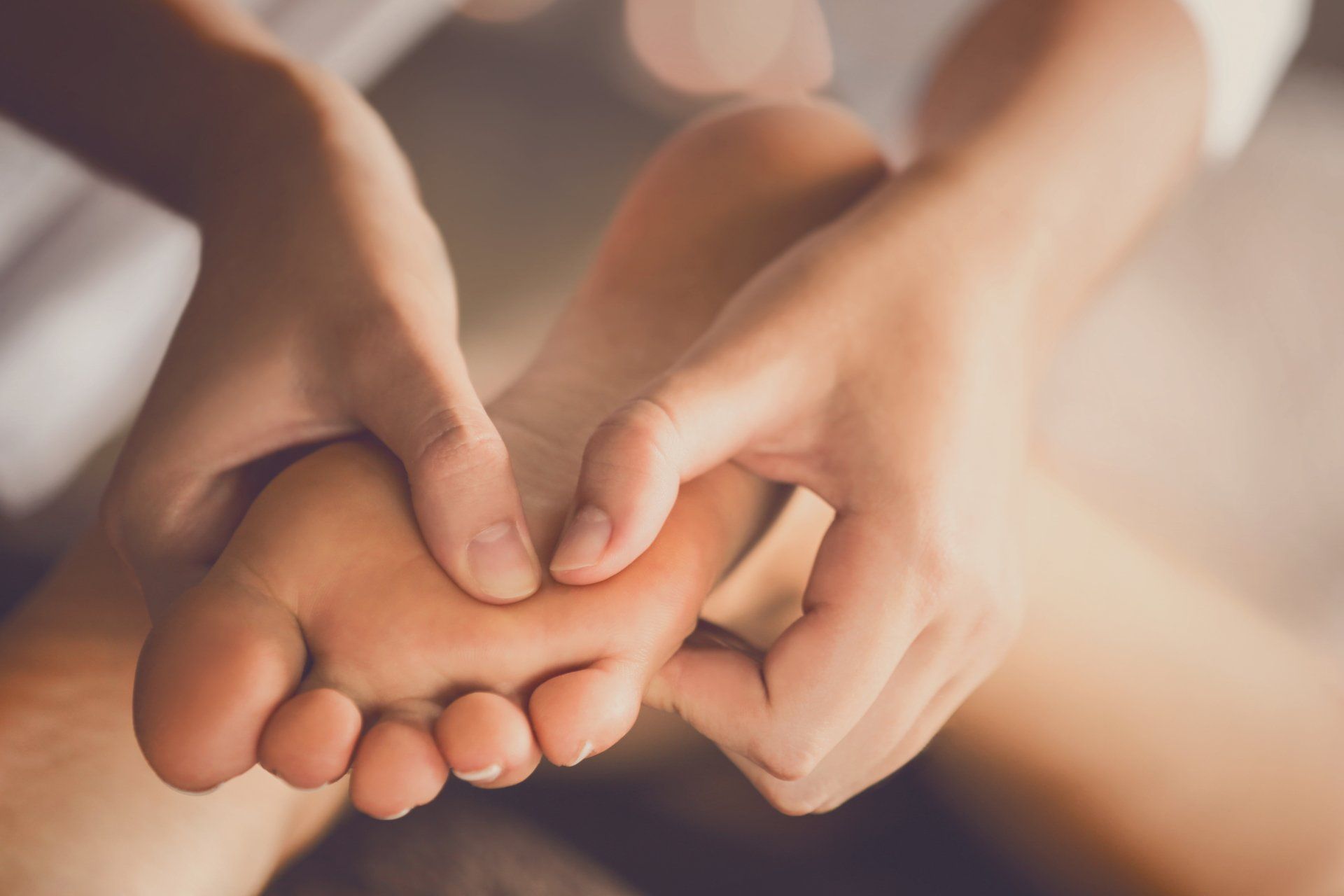 Tarisha Larimar bietet Teilmassagen verschiedener Art