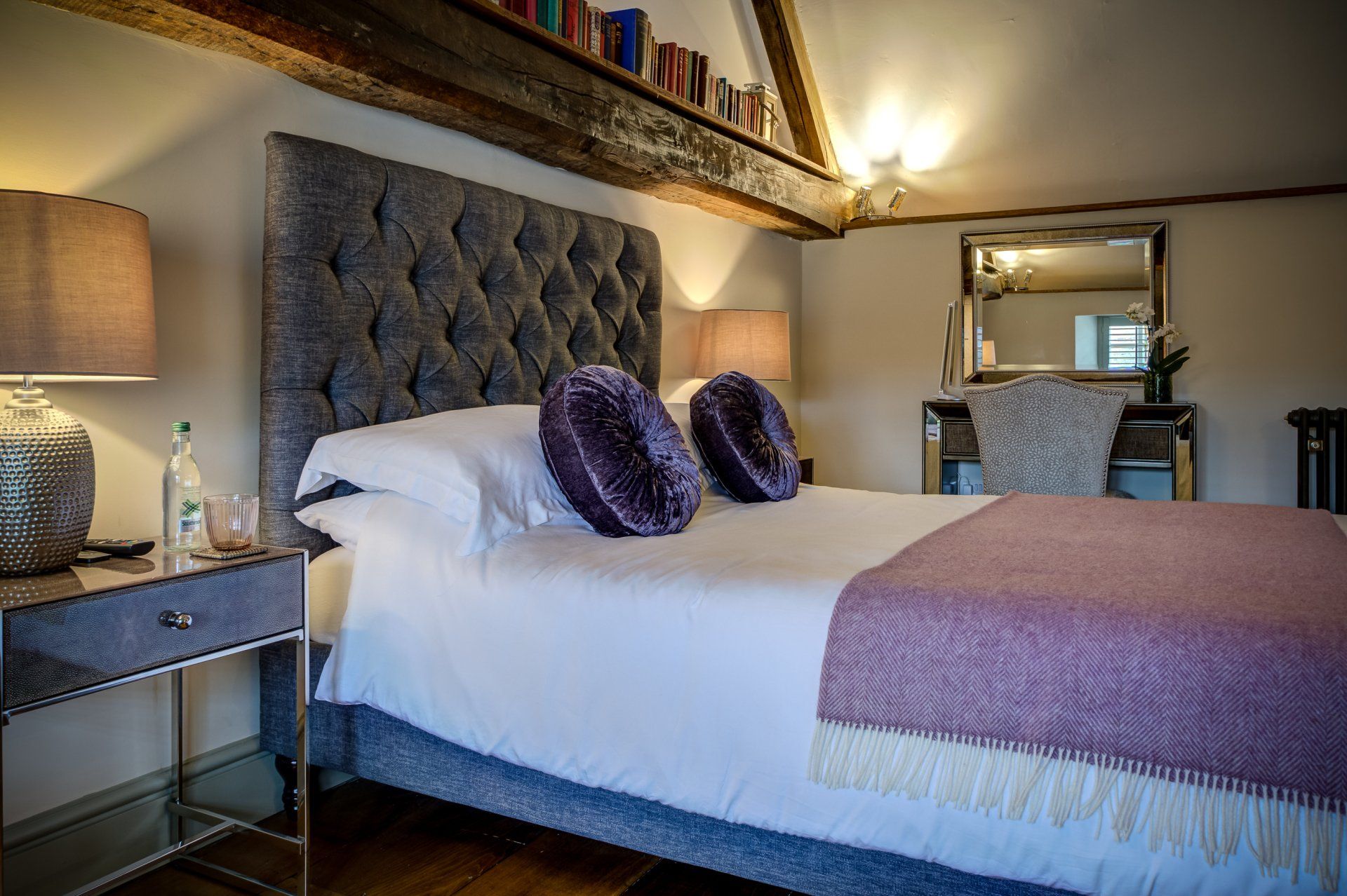 Love Letters, Bridge Alley Cottages, Fairford Holiday Let