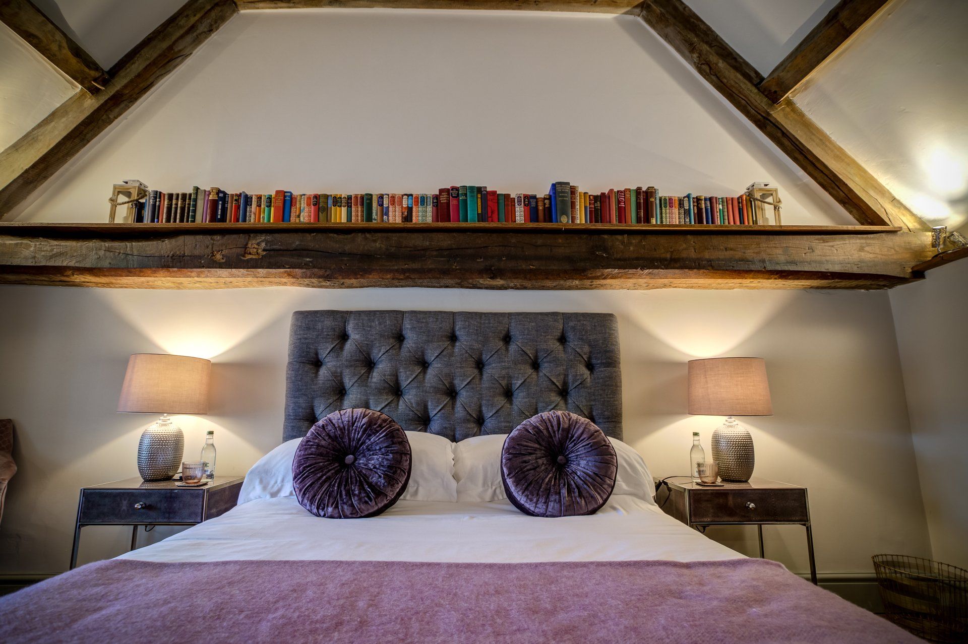 Love Letters, Bridge Alley Cottages, Fairford Holiday Let