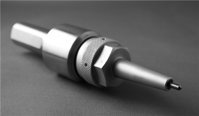 CNC-Marker. Nadelpräger für CNC-Maschinen.