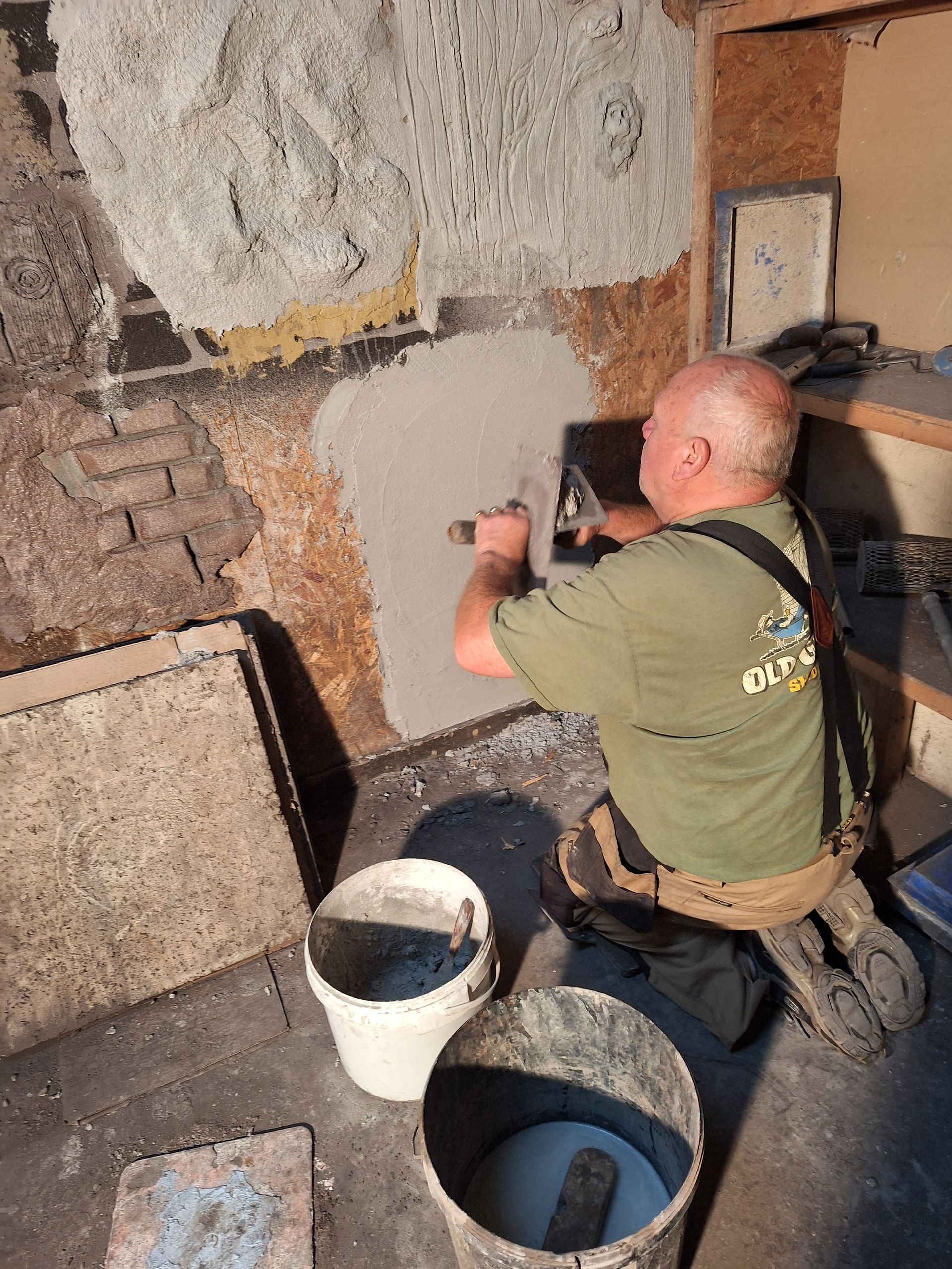 Base Wall-crete Coat Application Wall-crete Base Coat Application