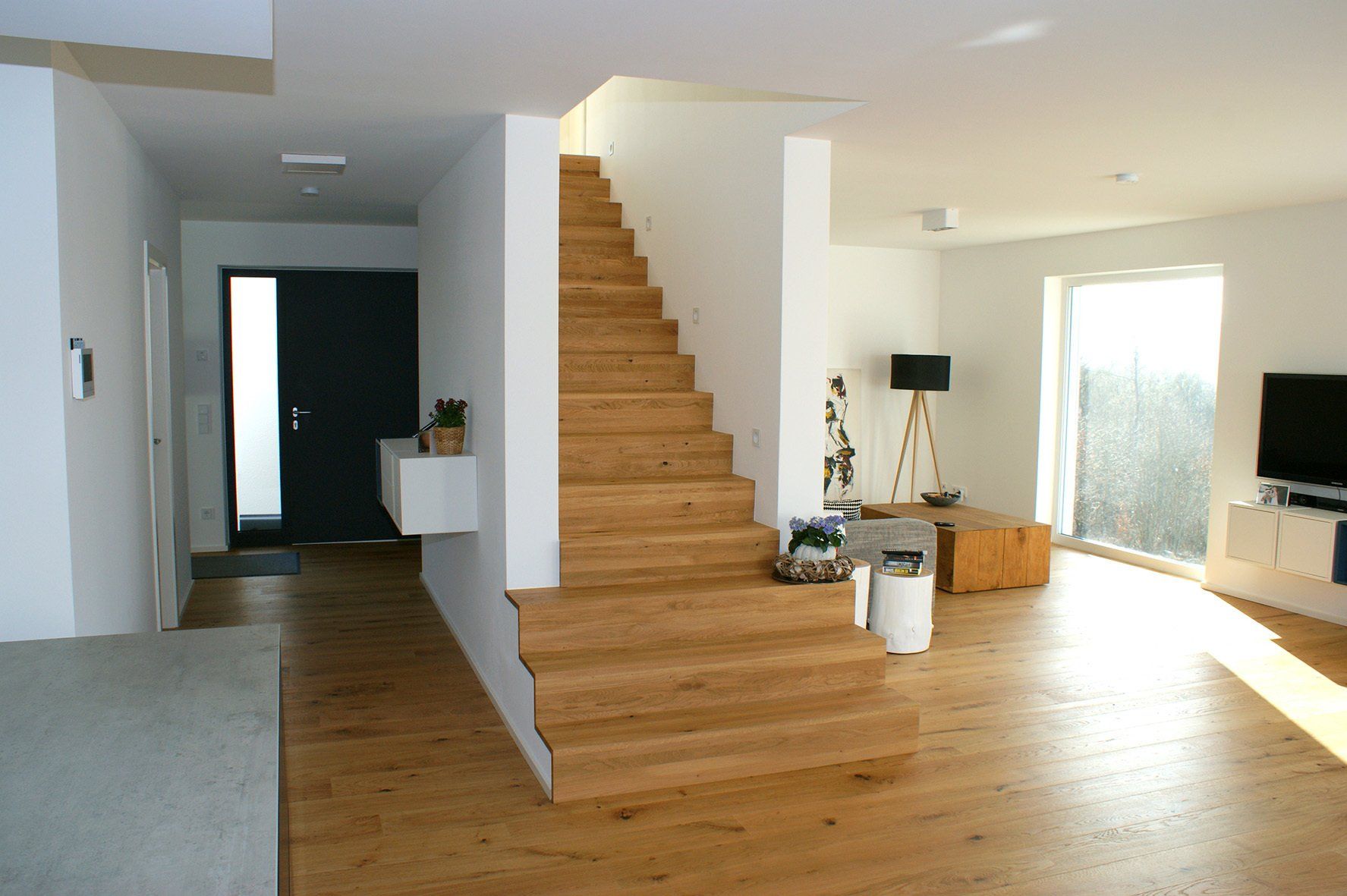 Faltwerktreppe integriert