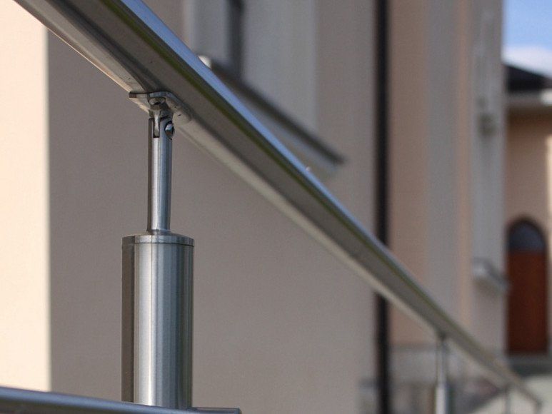 Handlaufbefestigung eines Relinggeländers