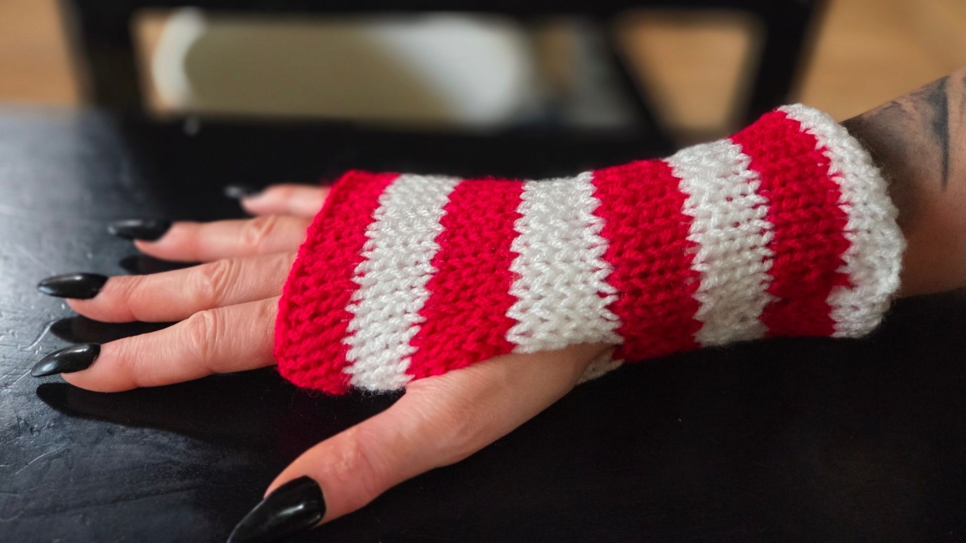 Fingerless Gloves