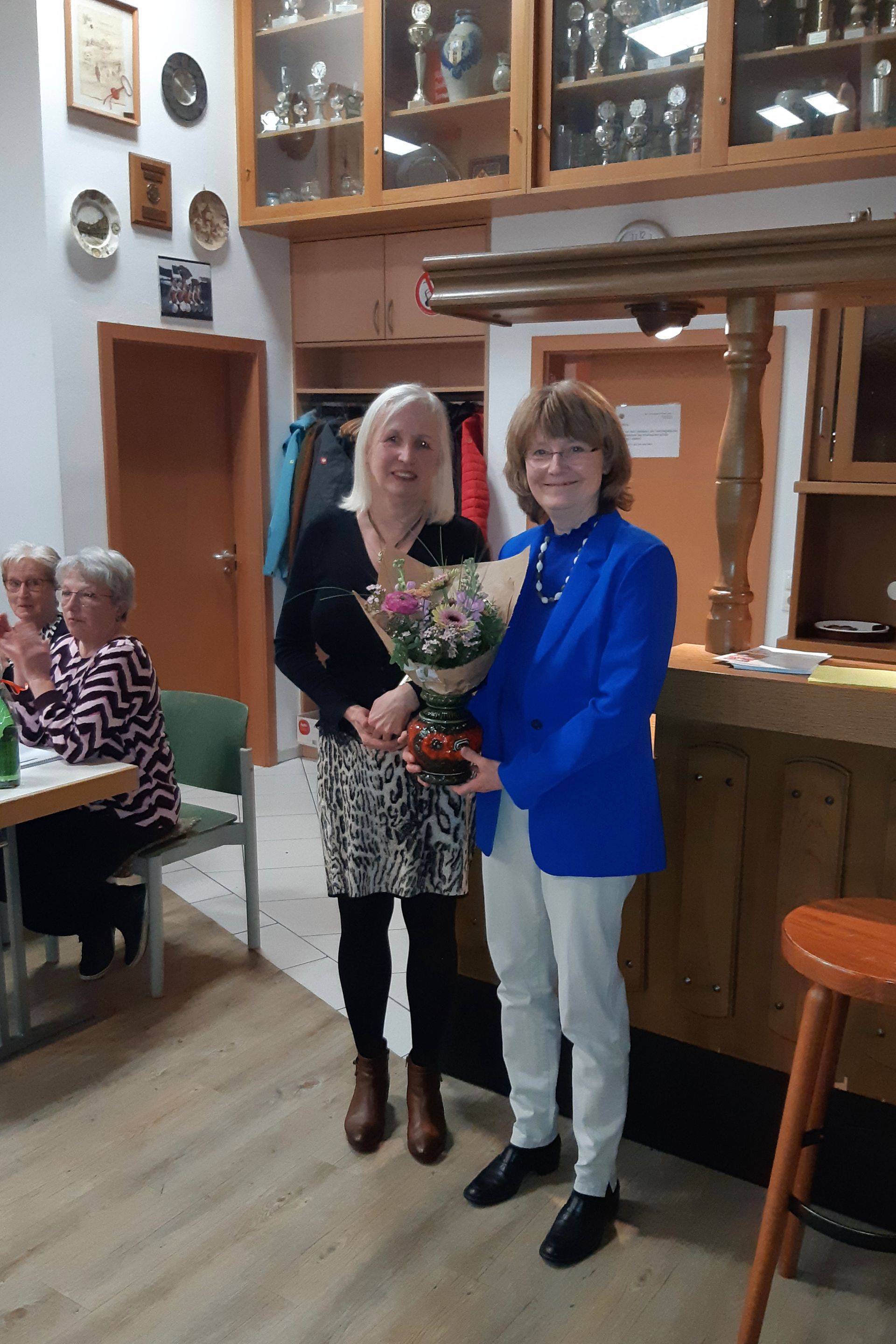 Verabschiedung der langährigen Kassenwartin Martina Götzinger