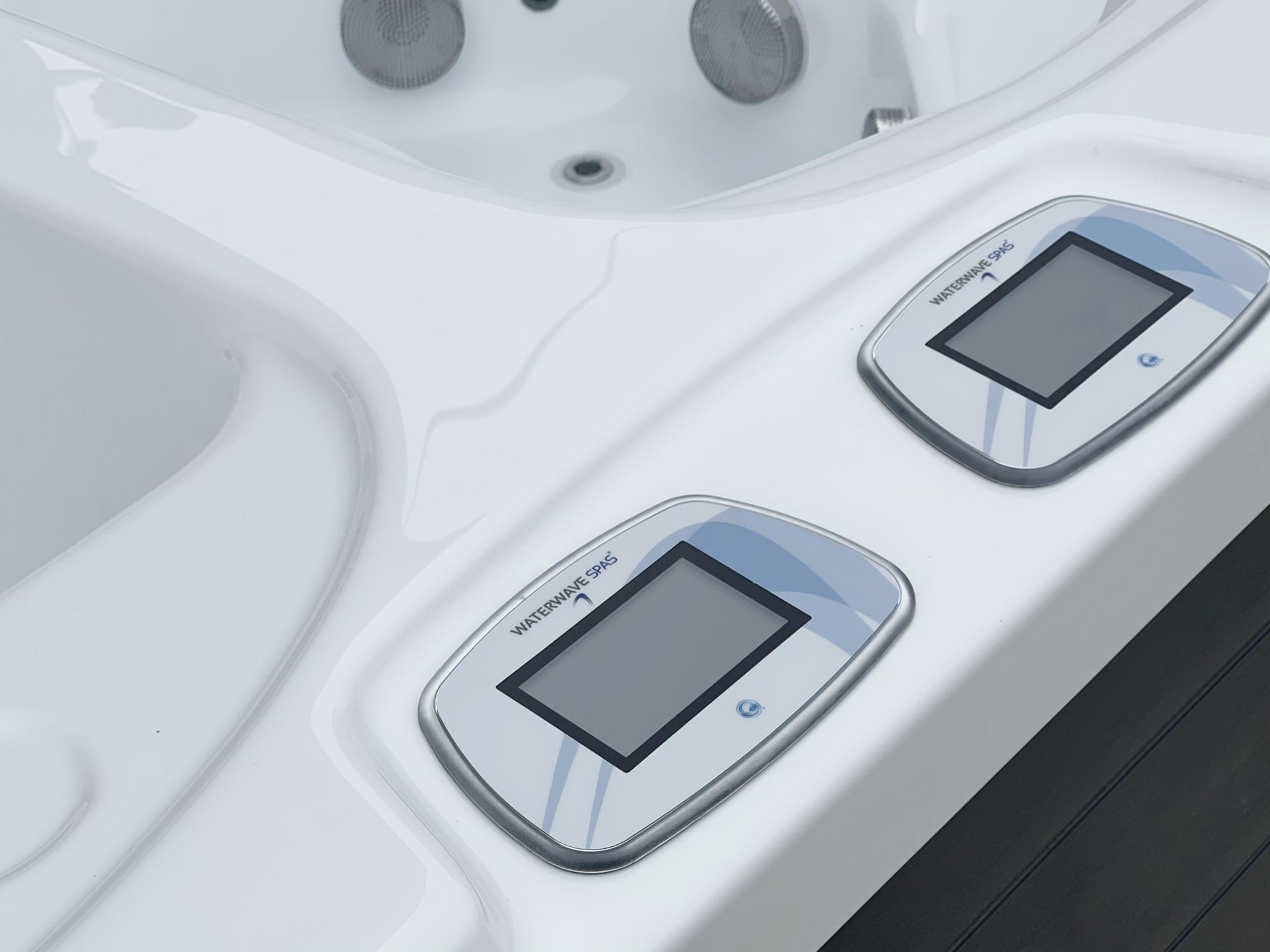 Waterwave Spas - SwimSpa Fuego