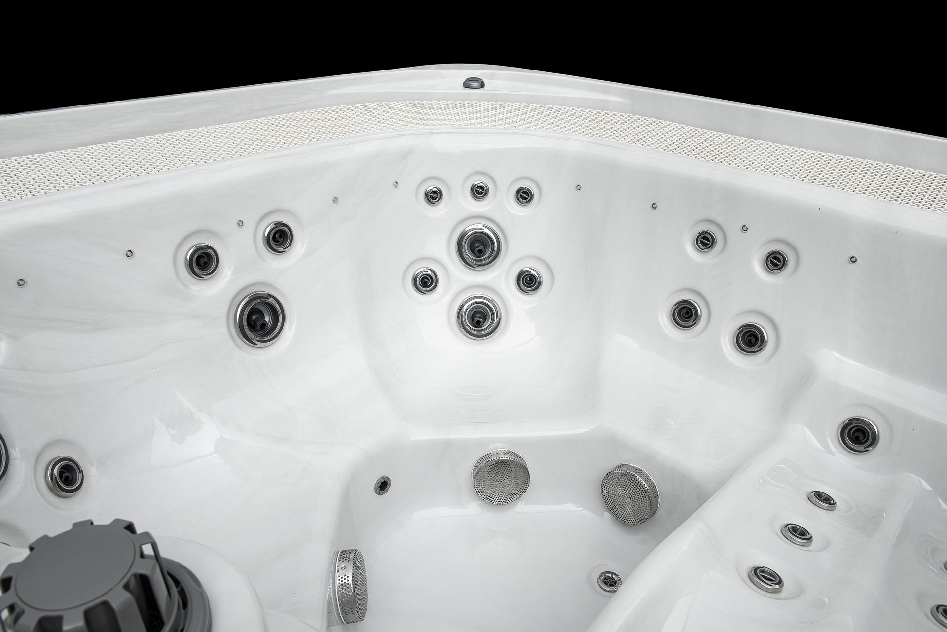 Waterwave Spas - Overflow Whirlpool Winipeg