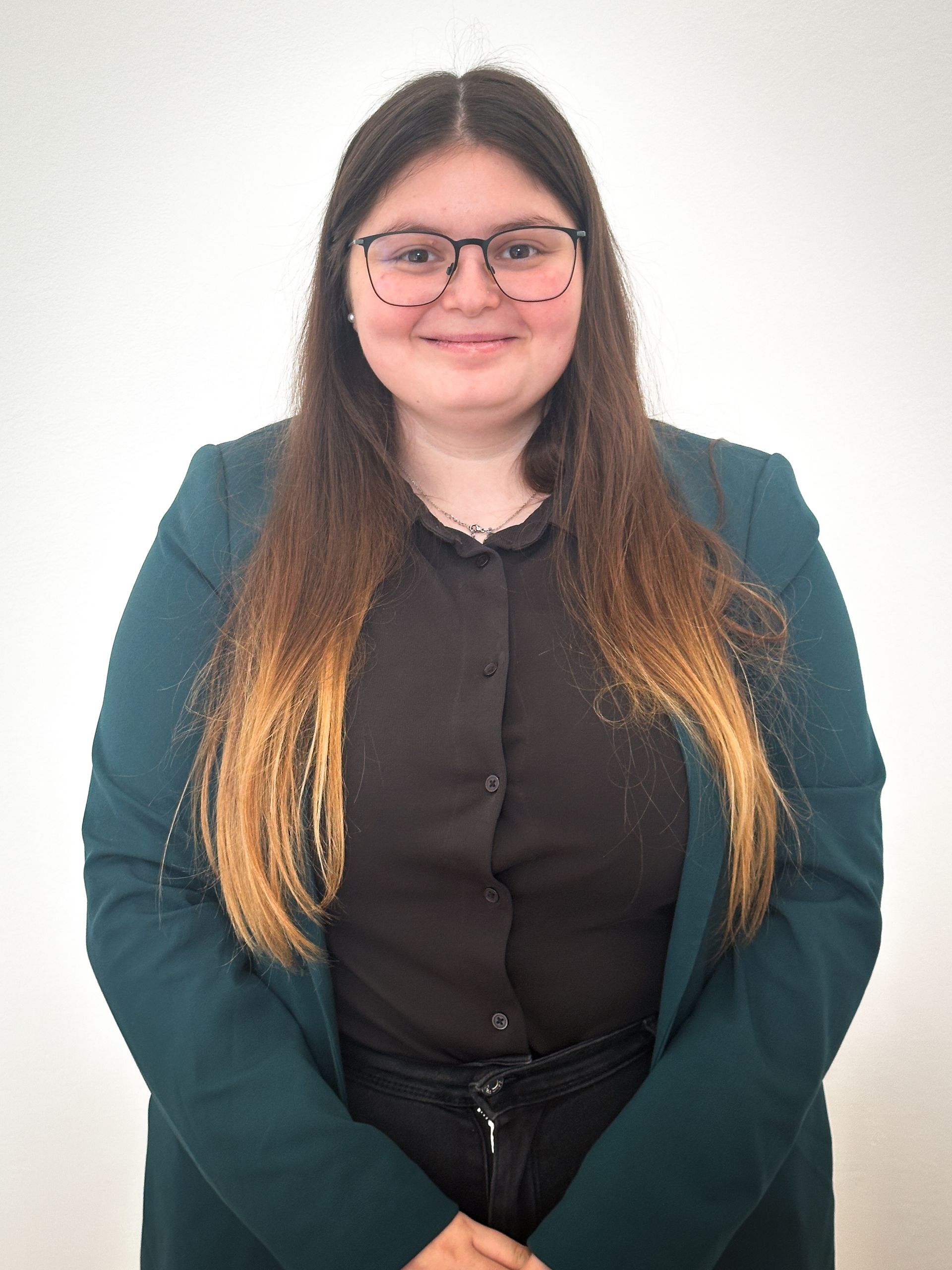 Waterwave Spas - Mirella Baucer