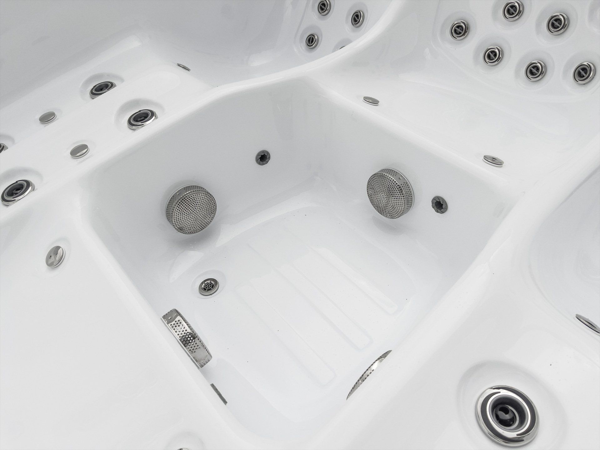 Waterwave Spas - Chrom Whirlpool Houston