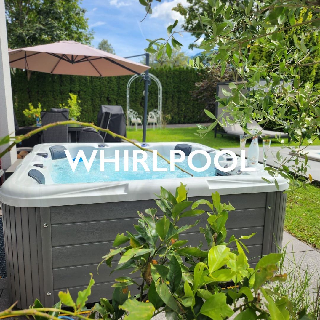 Waterwave Spas - Elite Whirlpool Montreal - verbaut