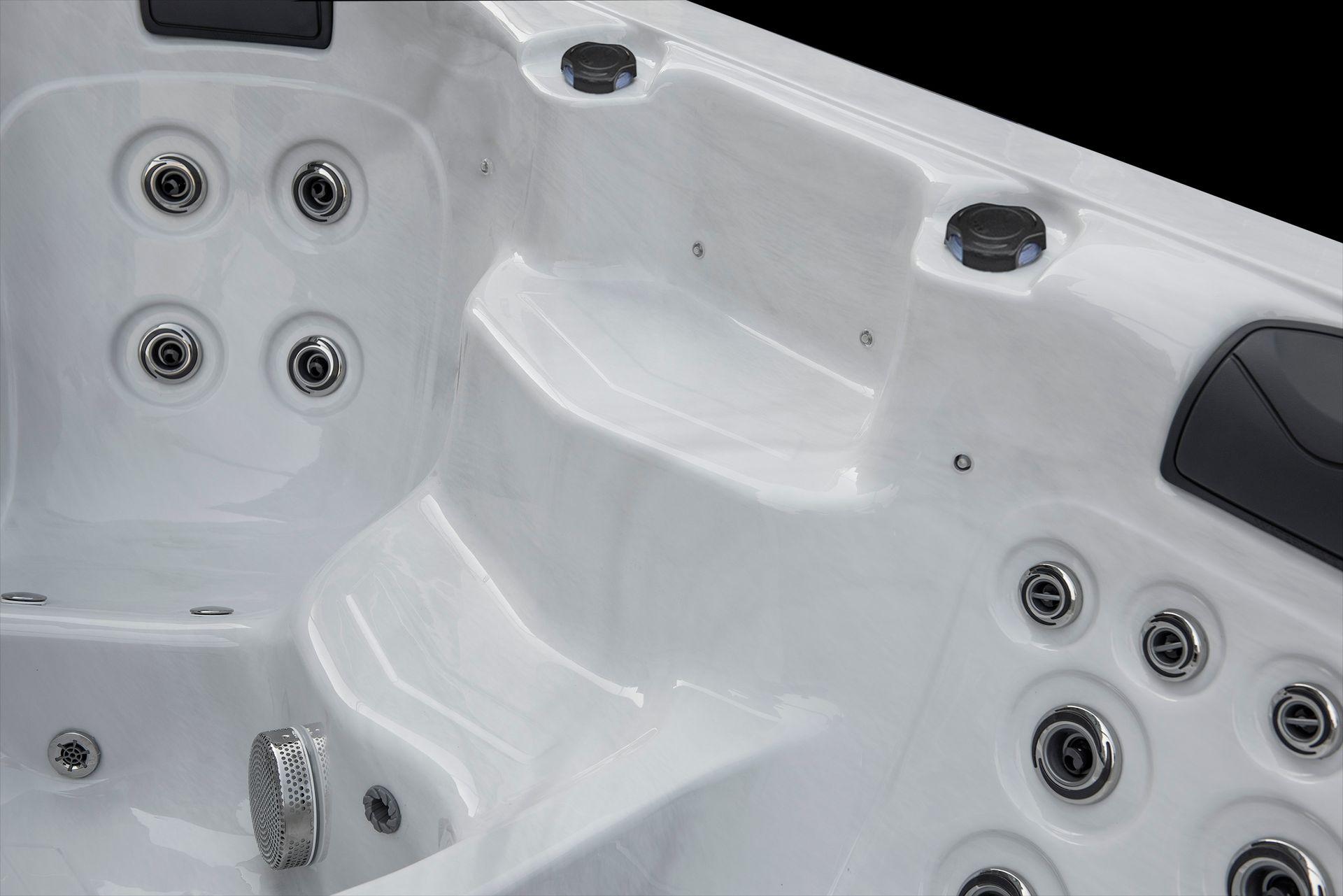 Waterwave Spas - Chrom Whirlpool Nashville