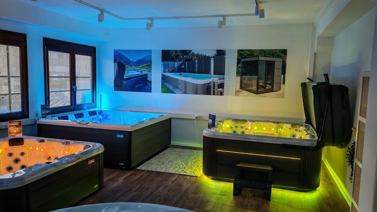 Waterwave Spas Taufkirchen Whirlpool SwimSpa Schauraum München Taufkirchen Waterwave Spas