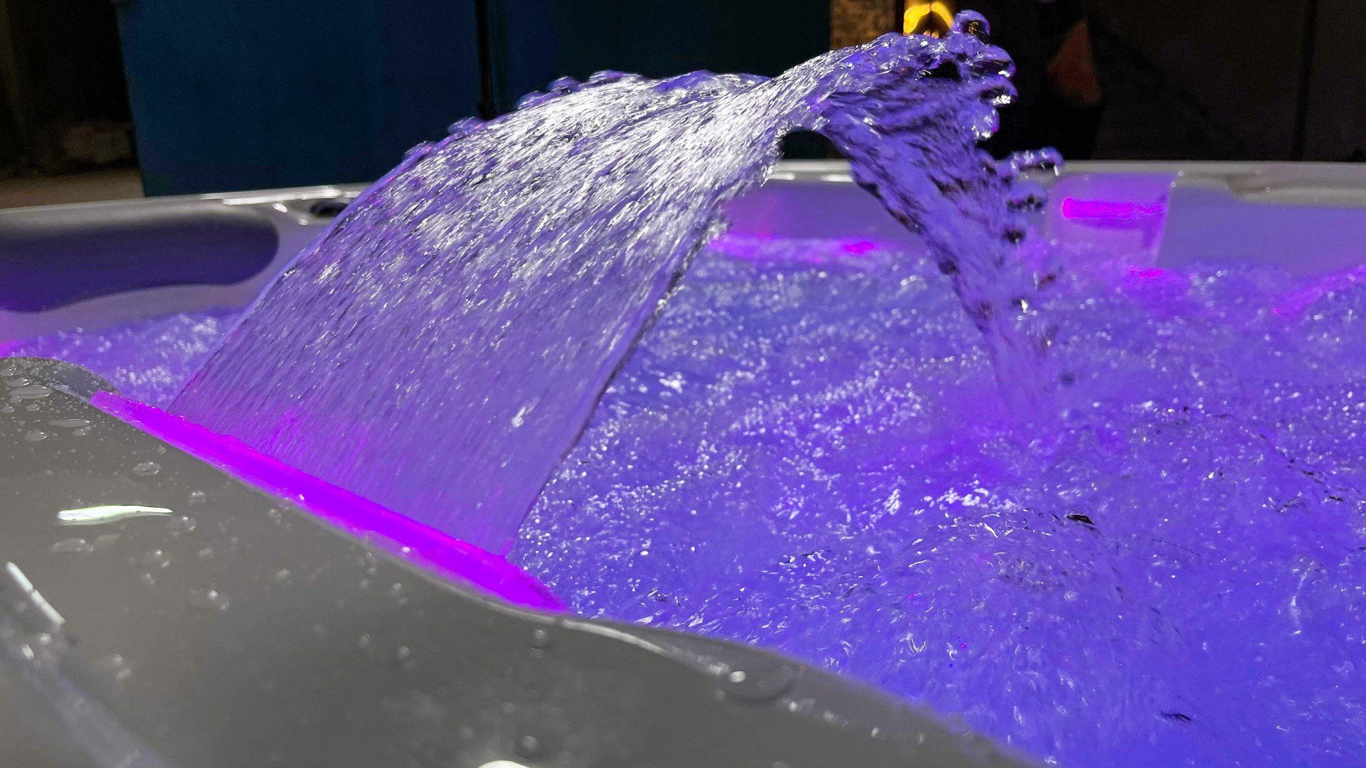 Waterwave Spas - Design Whirlpool Richmond