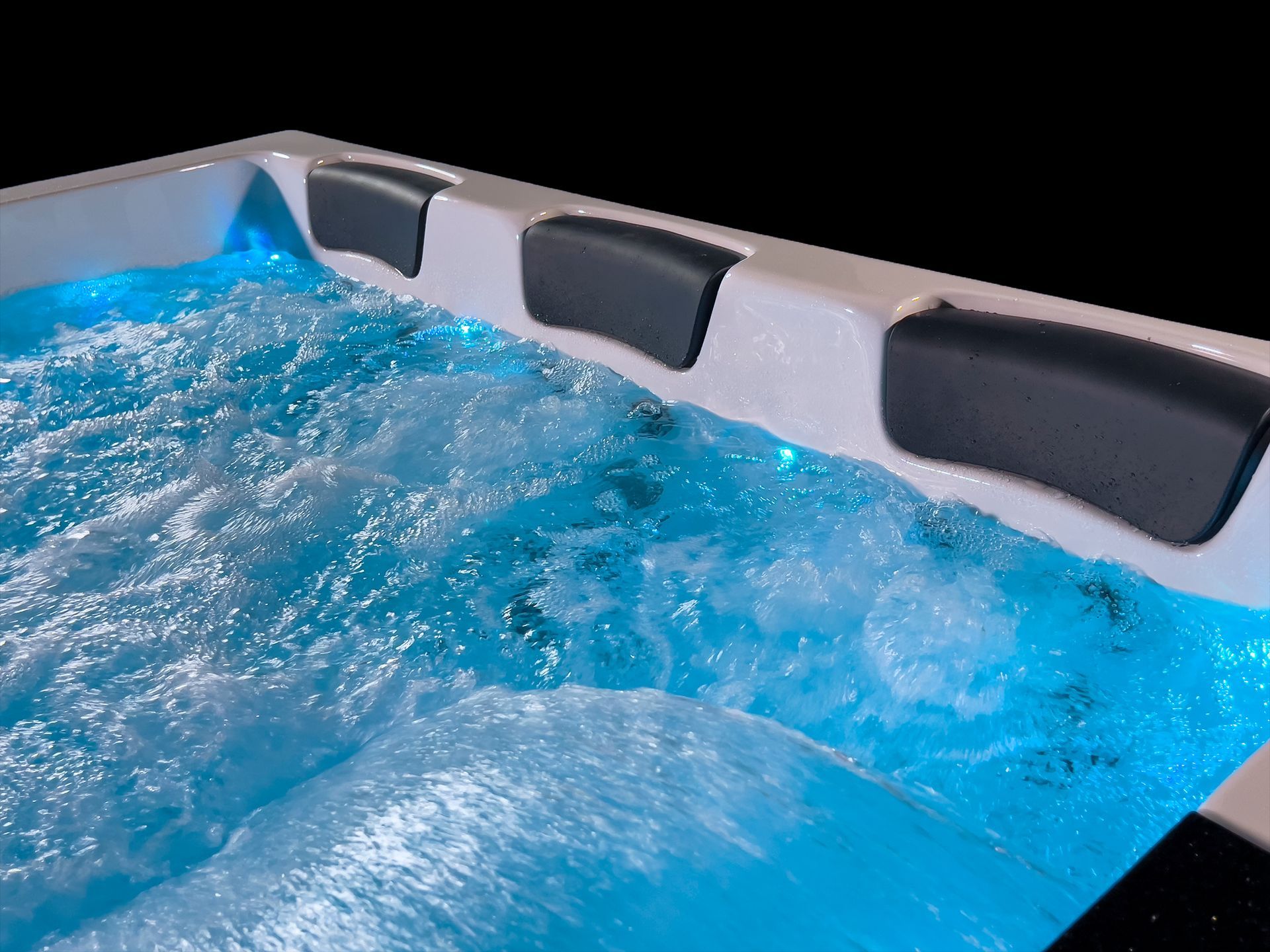 Waterwave Spas - Design Whirlpool Nizza 2