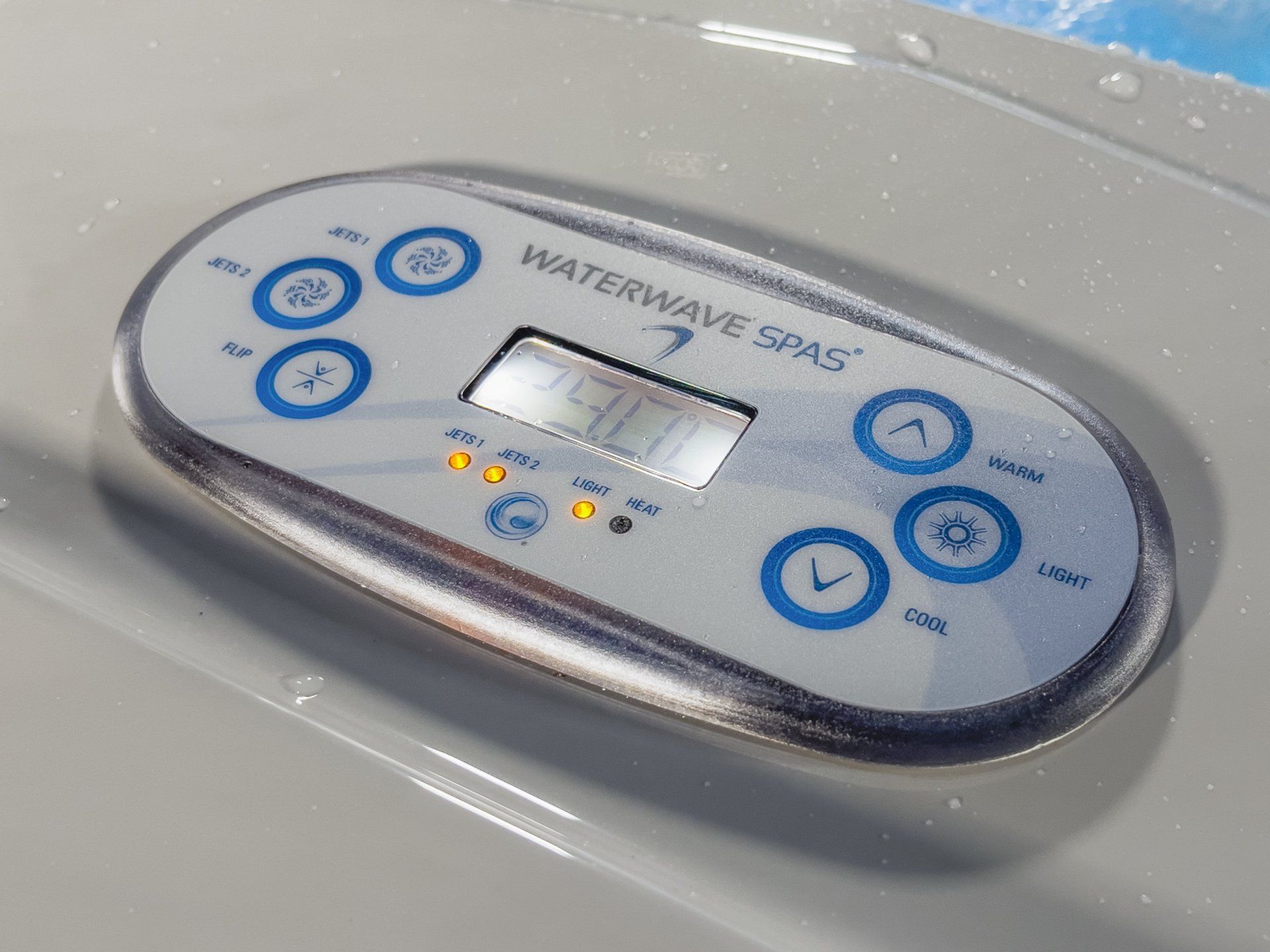 Waterwave Spas - Chrom Whirlpool Omaha