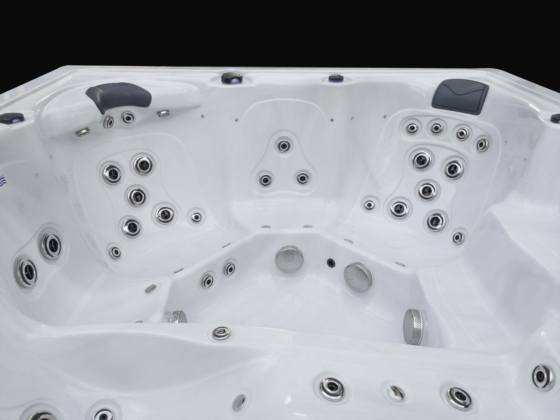 Waterwave Spas - Chrom Whirlpool Austin