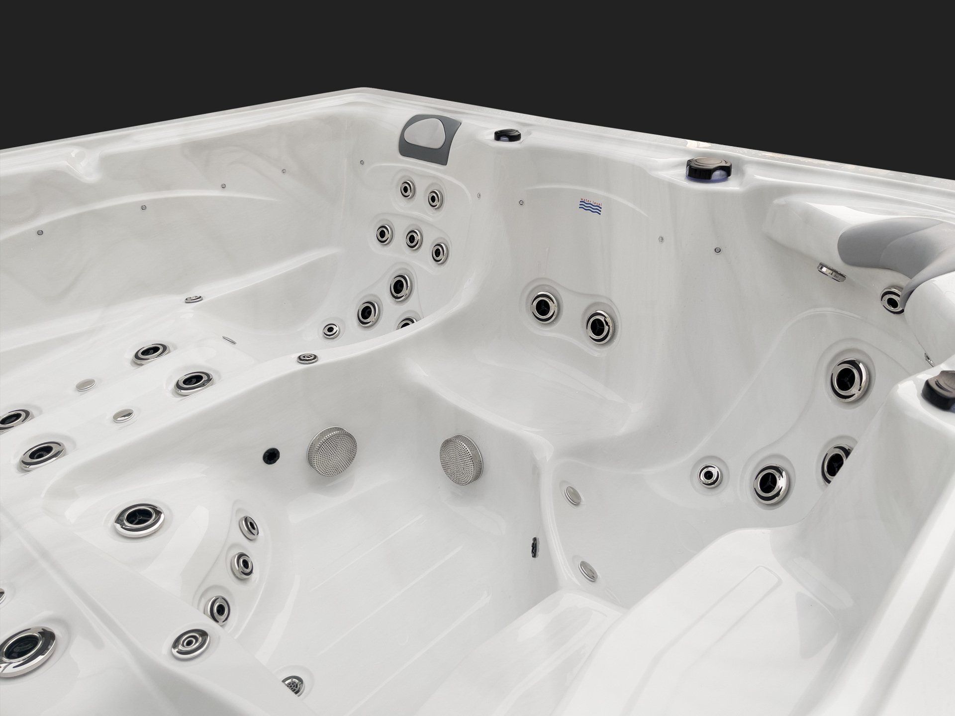 Waterwave Spas - Chrom Whirlpool Madison