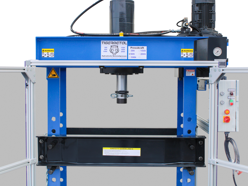 Detailansicht - Sonderanfertigung einer WH60S mit Schutzumhausung – Tigermetal